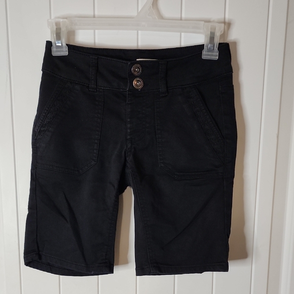 Black Button-Front Shorts - Picture 1 of 3